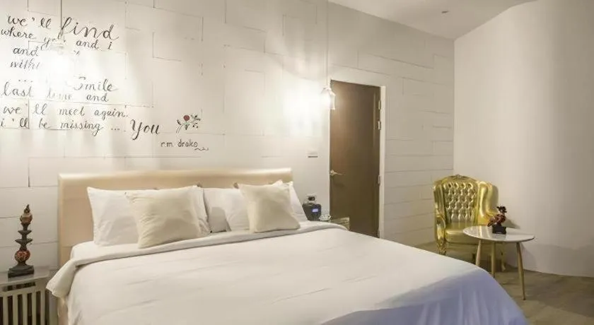 Bed in Villa Moreeda