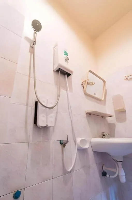 Krabi Grand Place Hotel