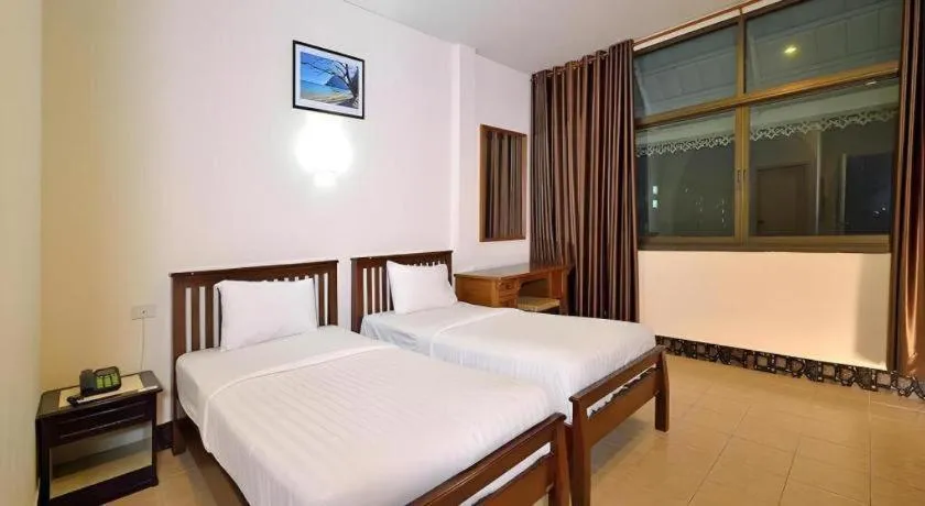 Bed in Krabi Grand Place Hotel