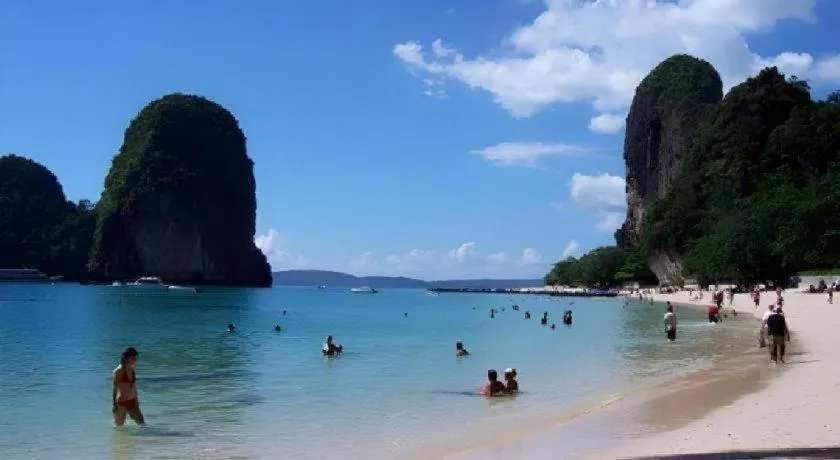 Krabi Grand Place Hotel