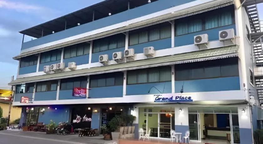Krabi Grand Place Hotel