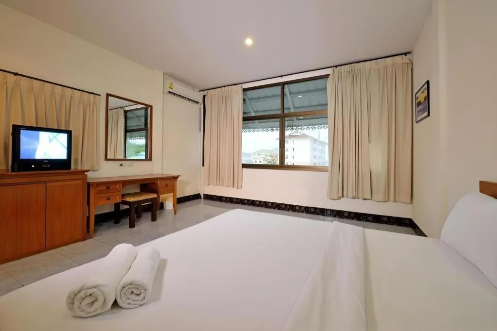Bed in Krabi Grand Place Hotel
