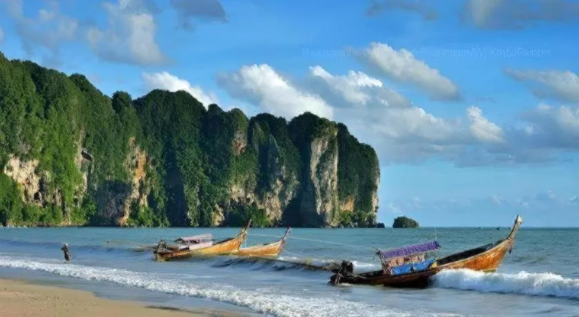 Krabi Grand Place Hotel