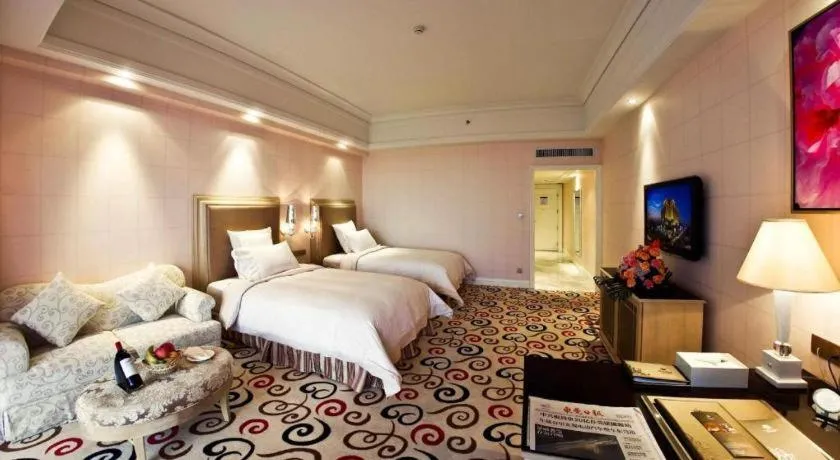Bed in Babylon Hotel