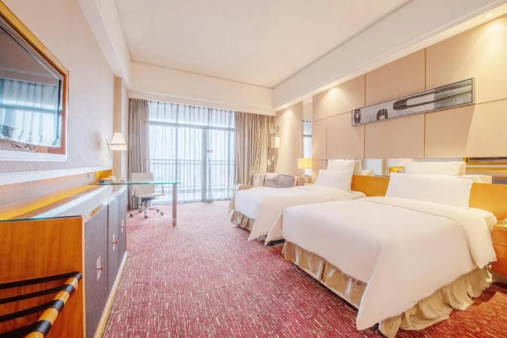 Bed in Babylon Hotel