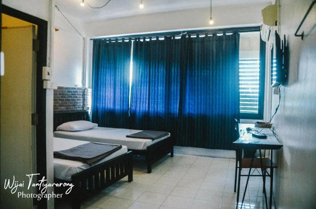 Bed in Chinawat Hotel