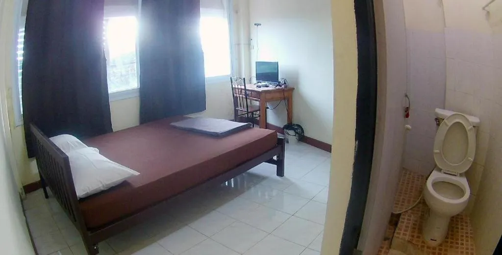 Bed in Chinawat Hotel