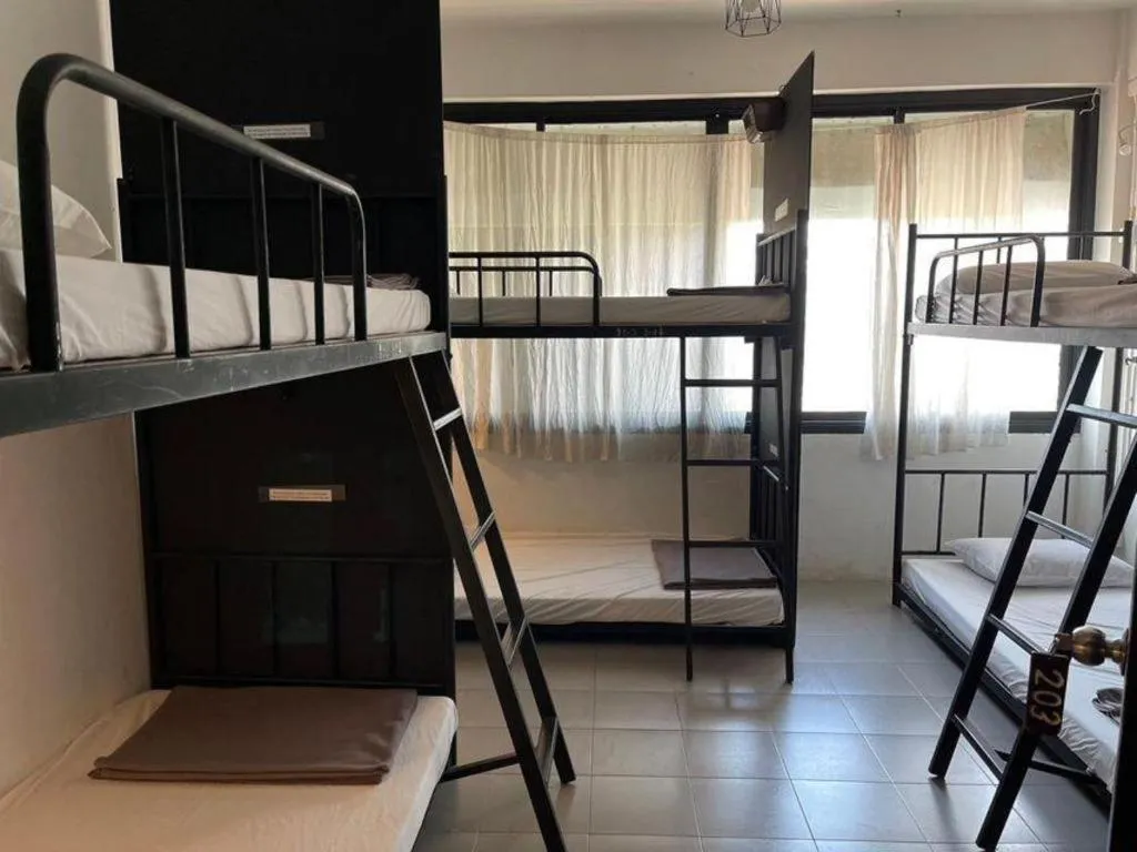 Bed in Chinawat Hotel