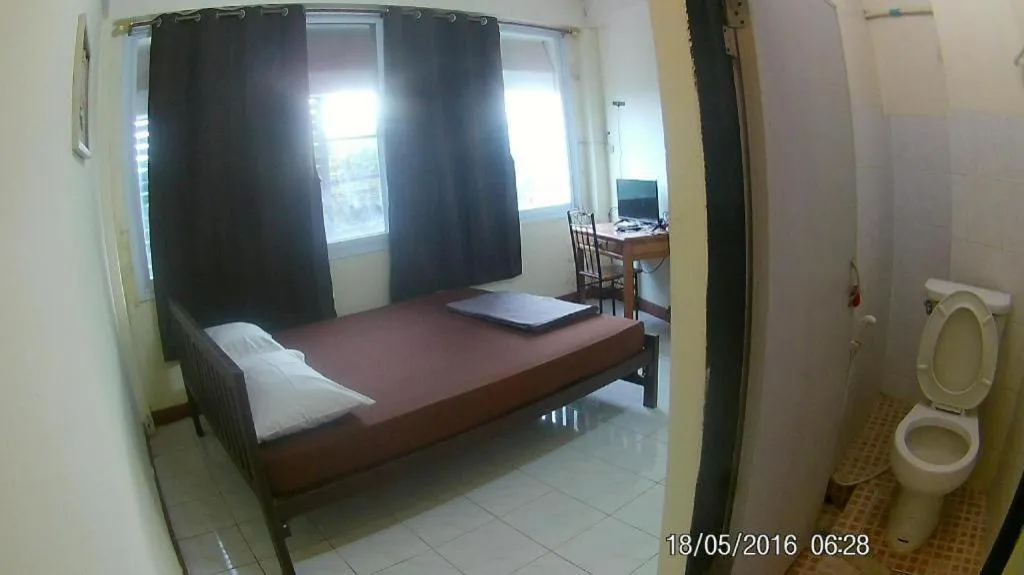 Bed in Chinawat Hotel