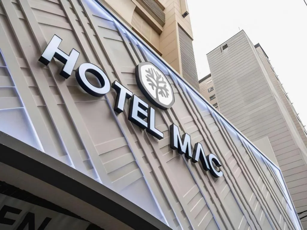 Mac Hotel
