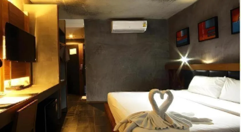 Bed in B2 Bangkok Srinakharin Boutique & Budget Hotel