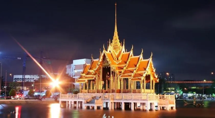 B2 Bangkok Srinakharin Boutique & Budget Hotel