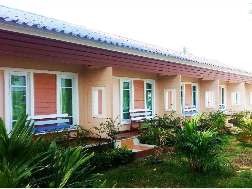 BanRai ChernMa Resort