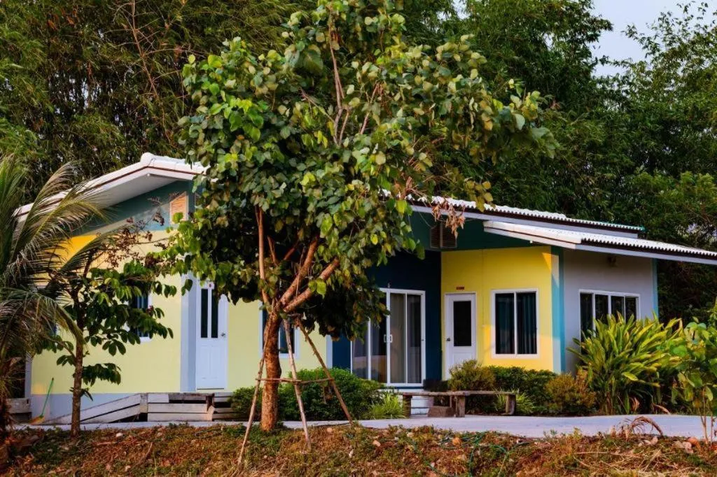 BanRai ChernMa Resort