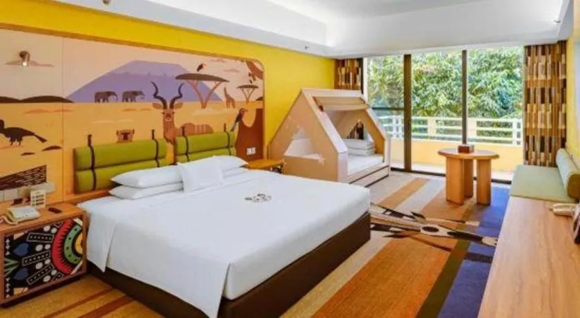 Bed in Chimelong Hotel