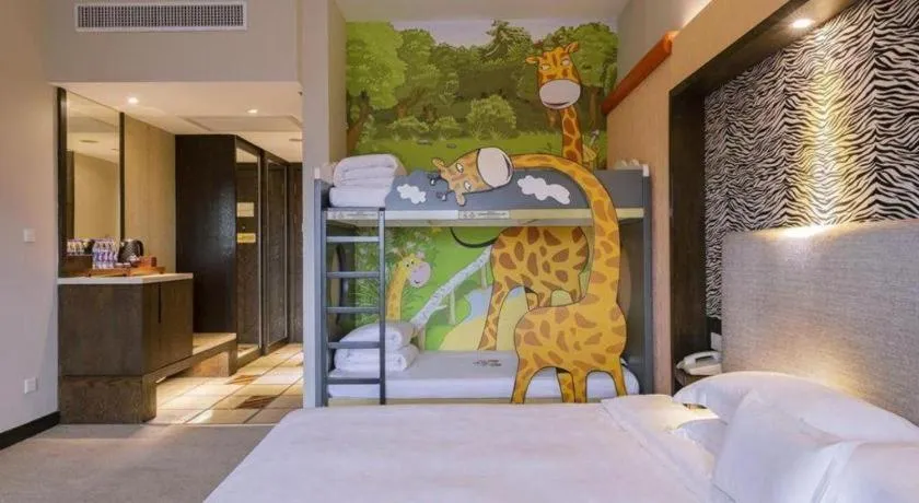 Bed in Chimelong Hotel