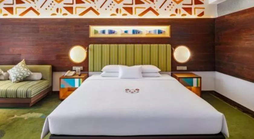 Bed in Chimelong Hotel