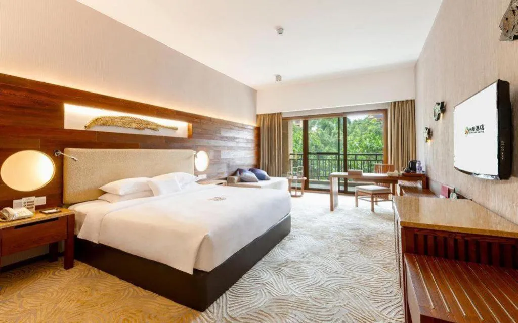 Bed in Chimelong Hotel