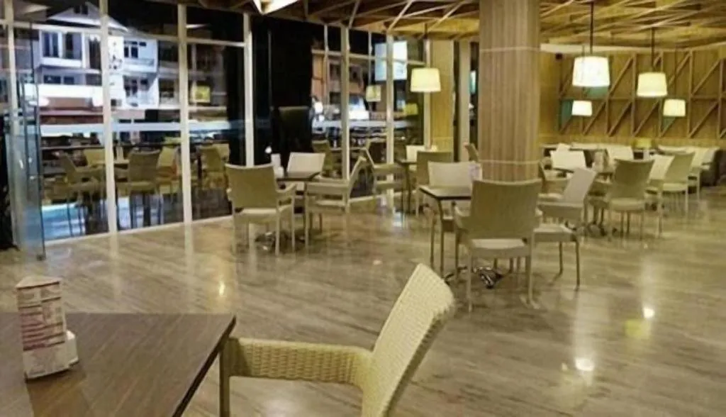 Orchardz Hotel Gajah Mada