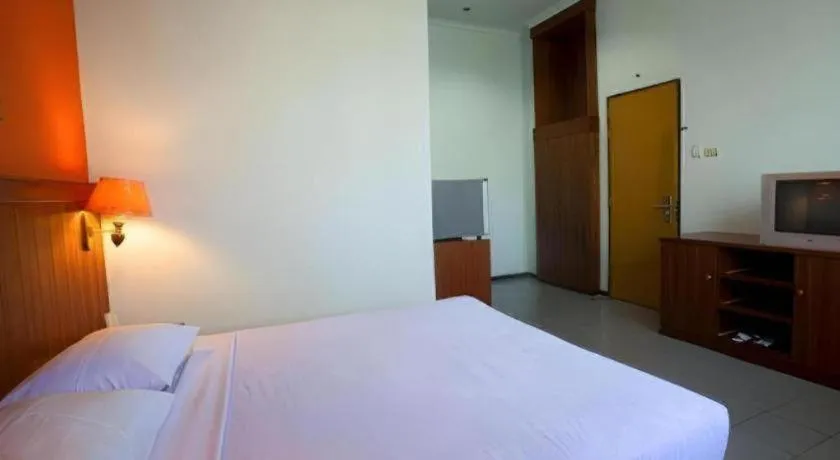 Bed in Garuda Hotel Pontianak