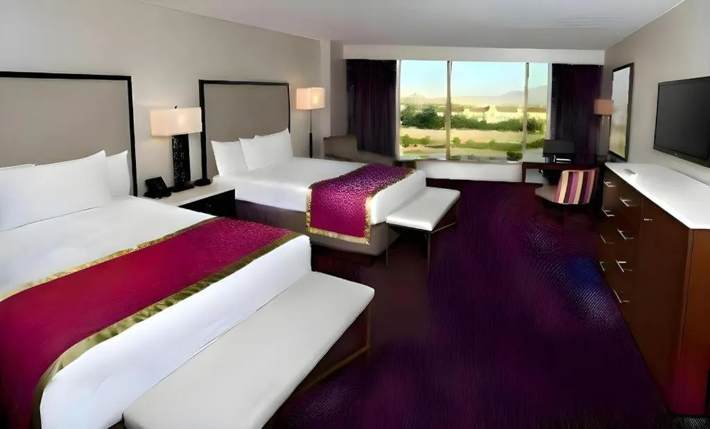Bed in Suncoast Hotel and Casino