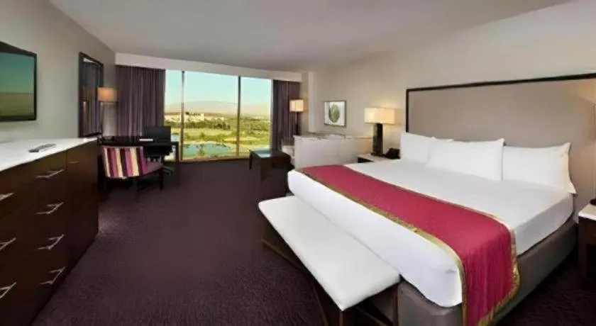 Bed in Suncoast Hotel and Casino