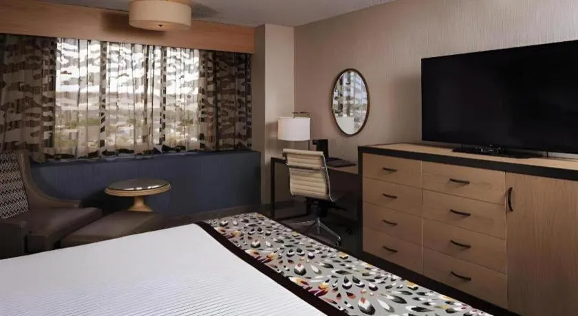 Bed in Sam's Town Hotel and Gambling Hall