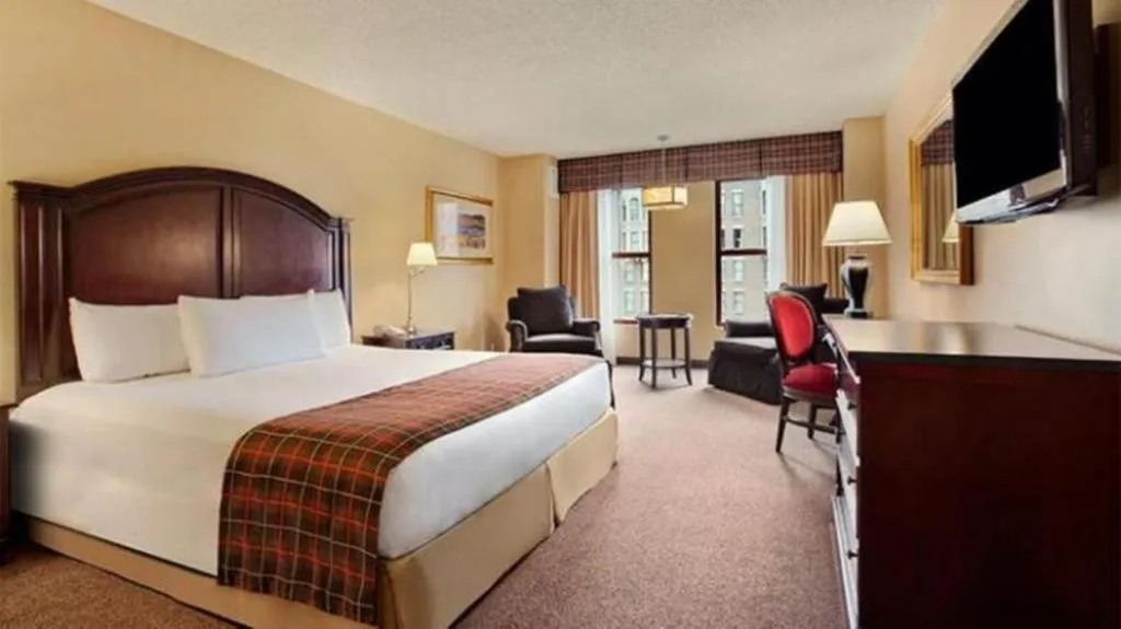 Bed in Sam's Town Hotel and Gambling Hall