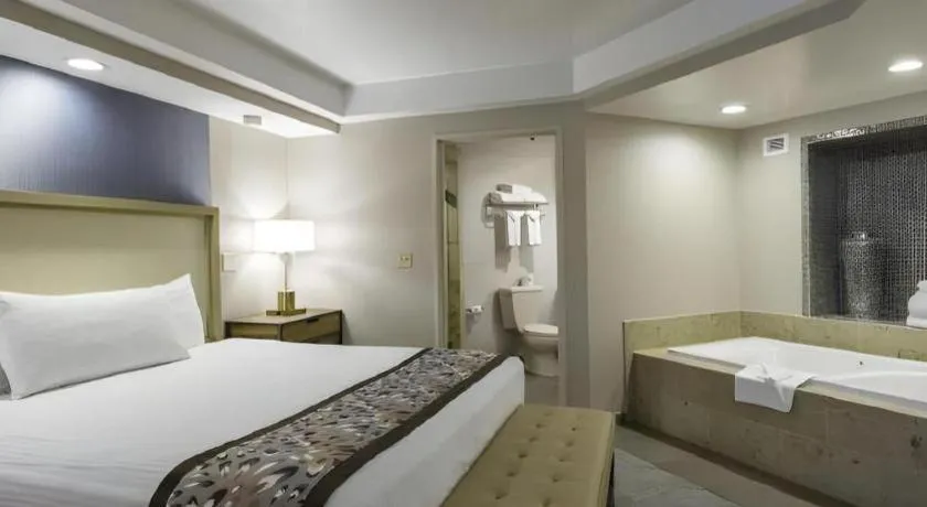 Bed in Sam's Town Hotel and Gambling Hall