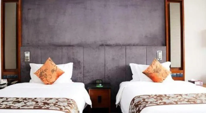 Bed in Worldhotel Grand Dushulake Suzhou