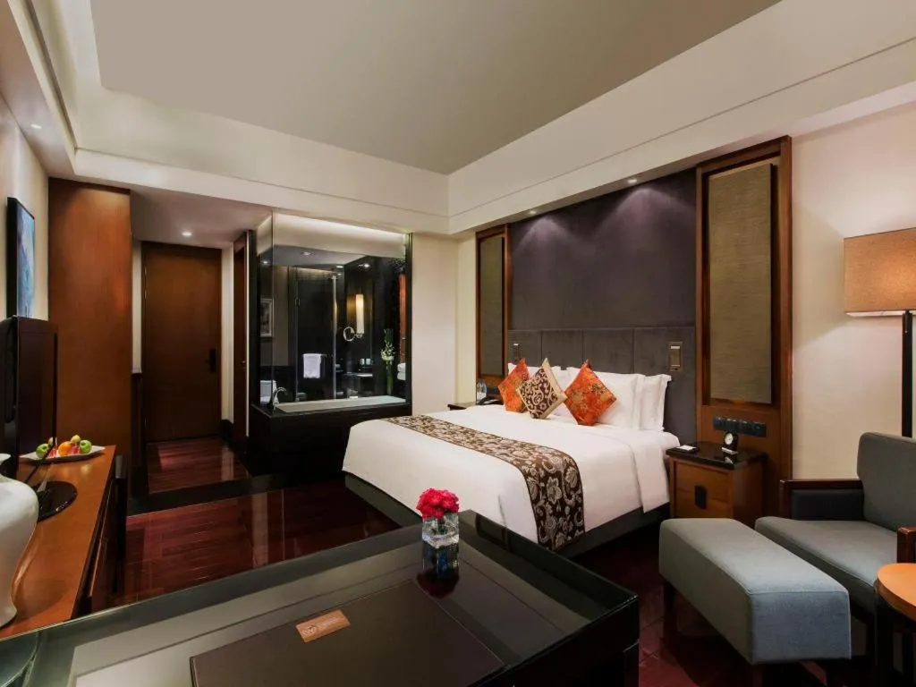 Bed in Worldhotel Grand Dushulake Suzhou