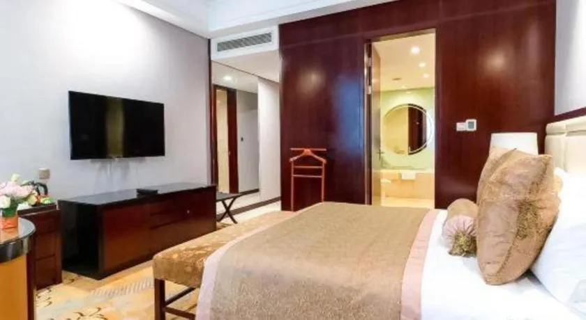 Bed in Royal Tulip Hotel Zhujiajiao Shanghai