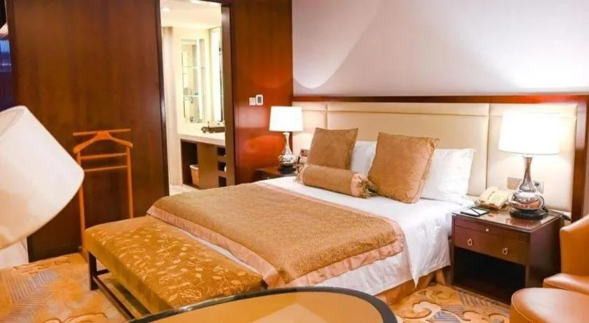 Bed in Royal Tulip Hotel Zhujiajiao Shanghai