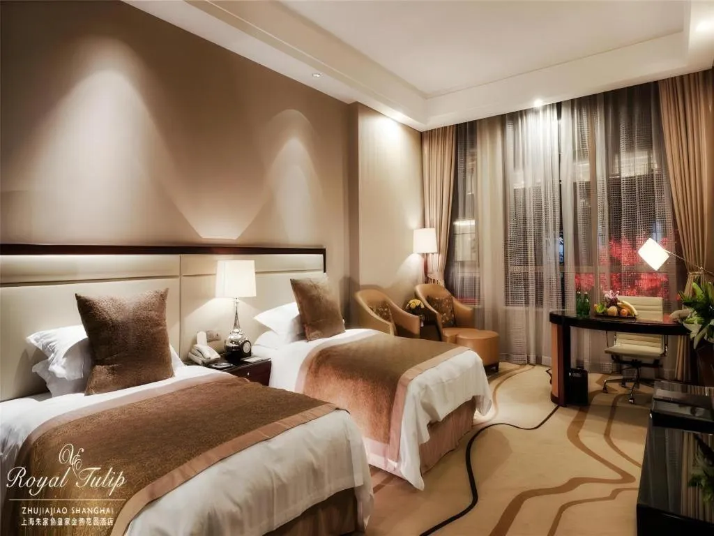 Bed in Royal Tulip Hotel Zhujiajiao Shanghai