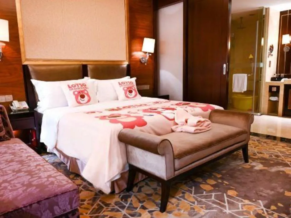 Bed in Royal Tulip Hotel Zhujiajiao Shanghai