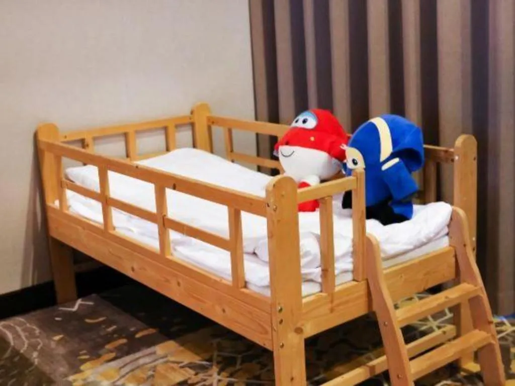 Bed in Royal Tulip Hotel Zhujiajiao Shanghai