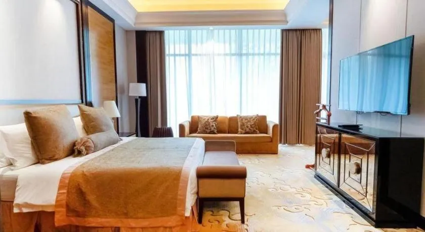 Bed in Royal Tulip Hotel Zhujiajiao Shanghai