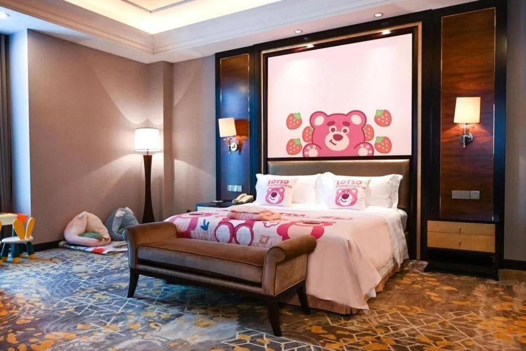 Bed in Royal Tulip Hotel Zhujiajiao Shanghai