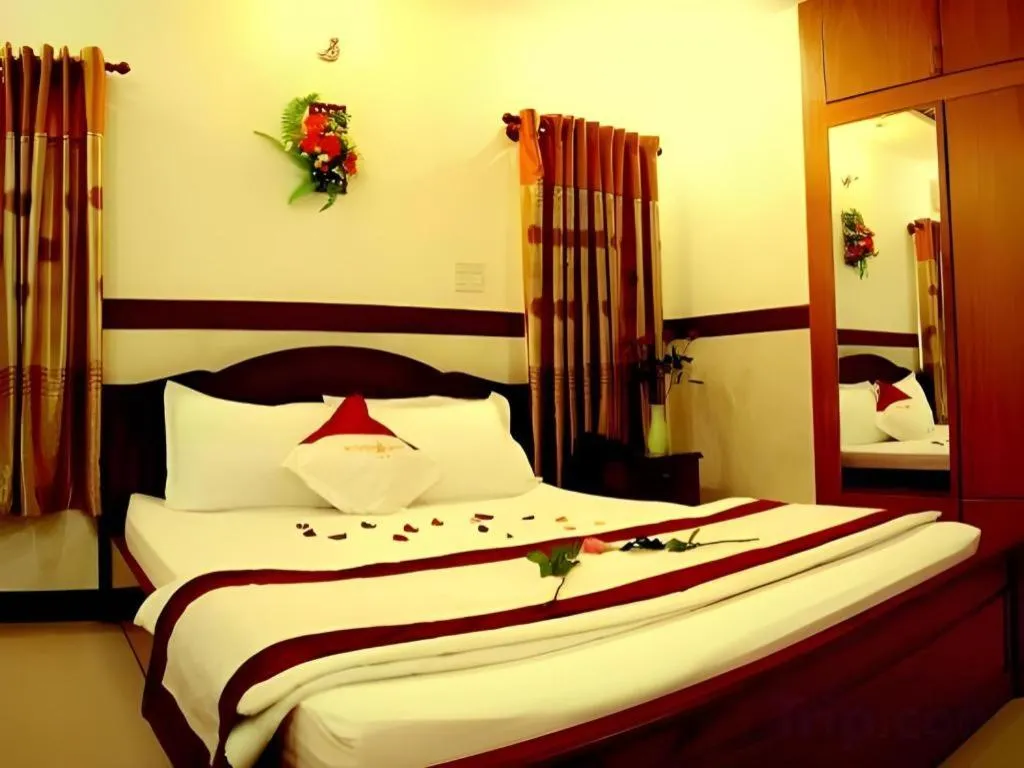 Bed in Ha Oanh Hotel