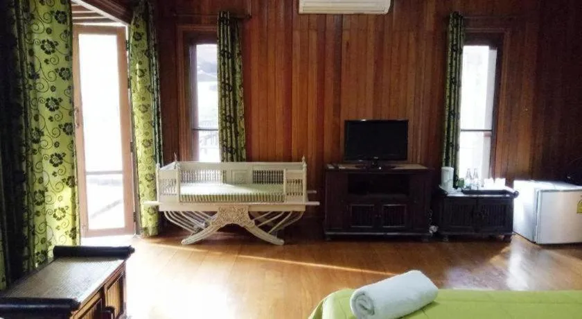 Indie House @ Maerim