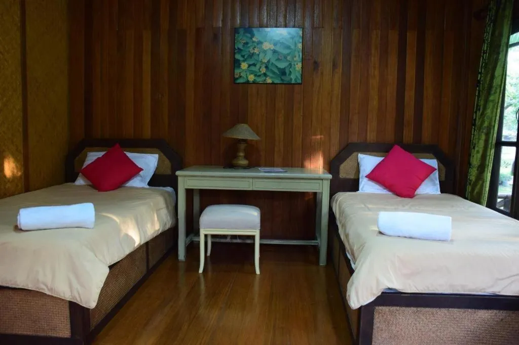 Bed in Indie House @ Maerim