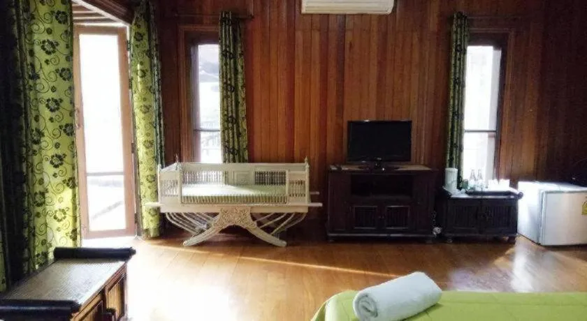 Indie House @ Maerim