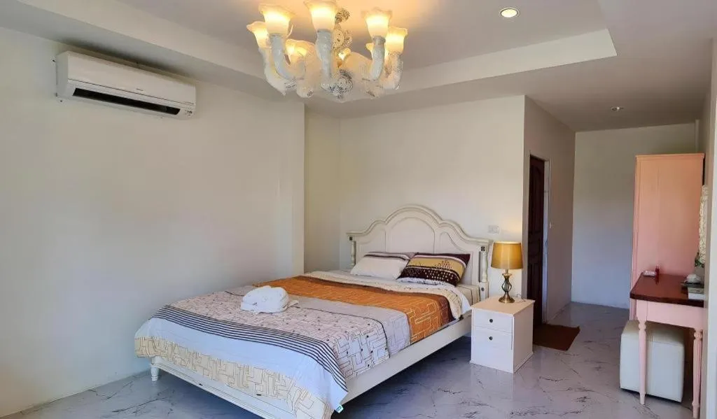 Bed in Kirirath Resort