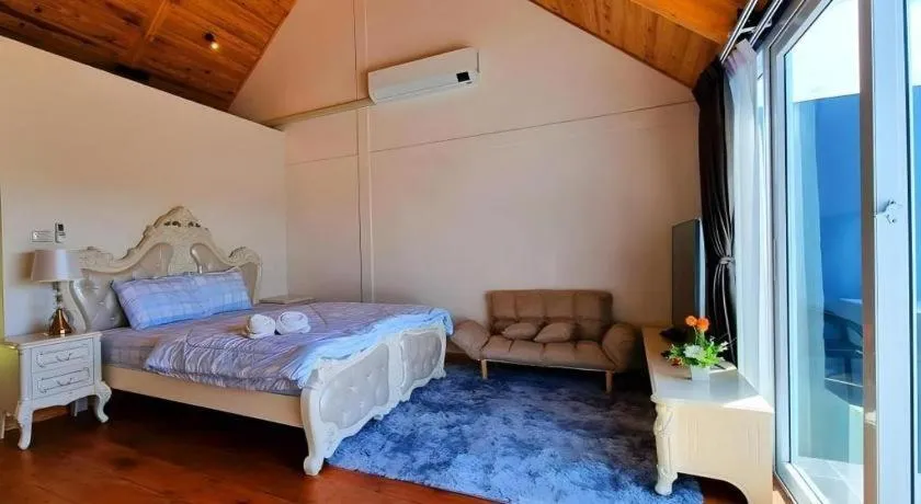 Bed in Kirirath Resort