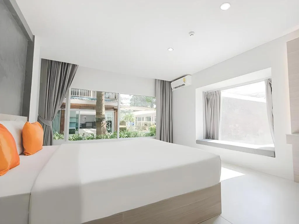 Bed in B2 Resort Boutique and Budget Hotel