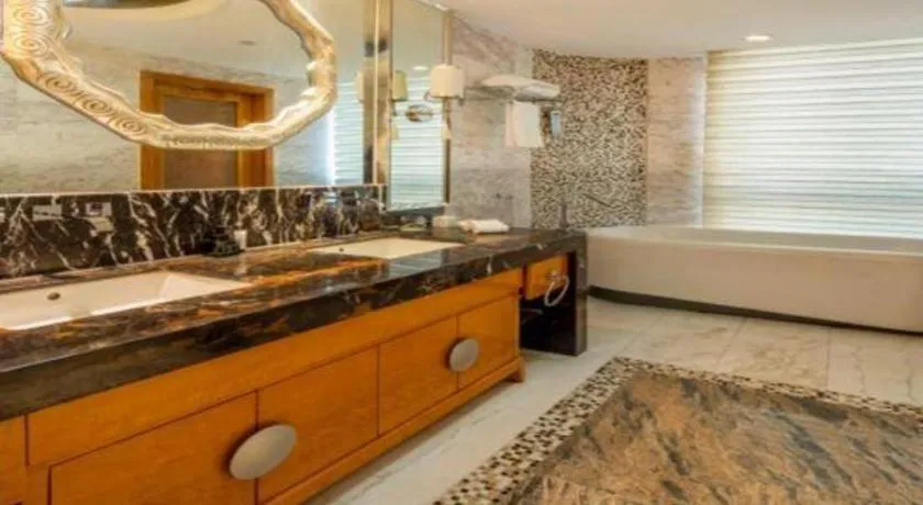 New Century Grand Hotel Xinxiang