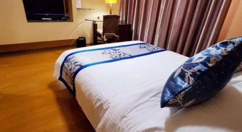 Bed in Hedong Hotel