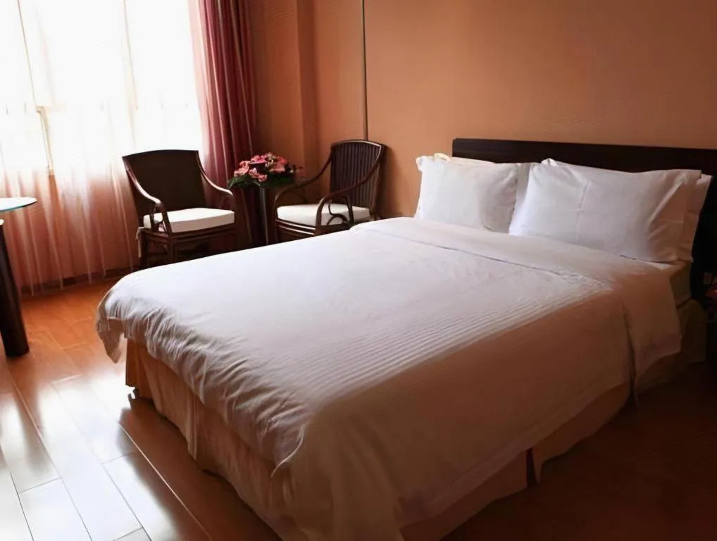 Bed in Hedong Hotel