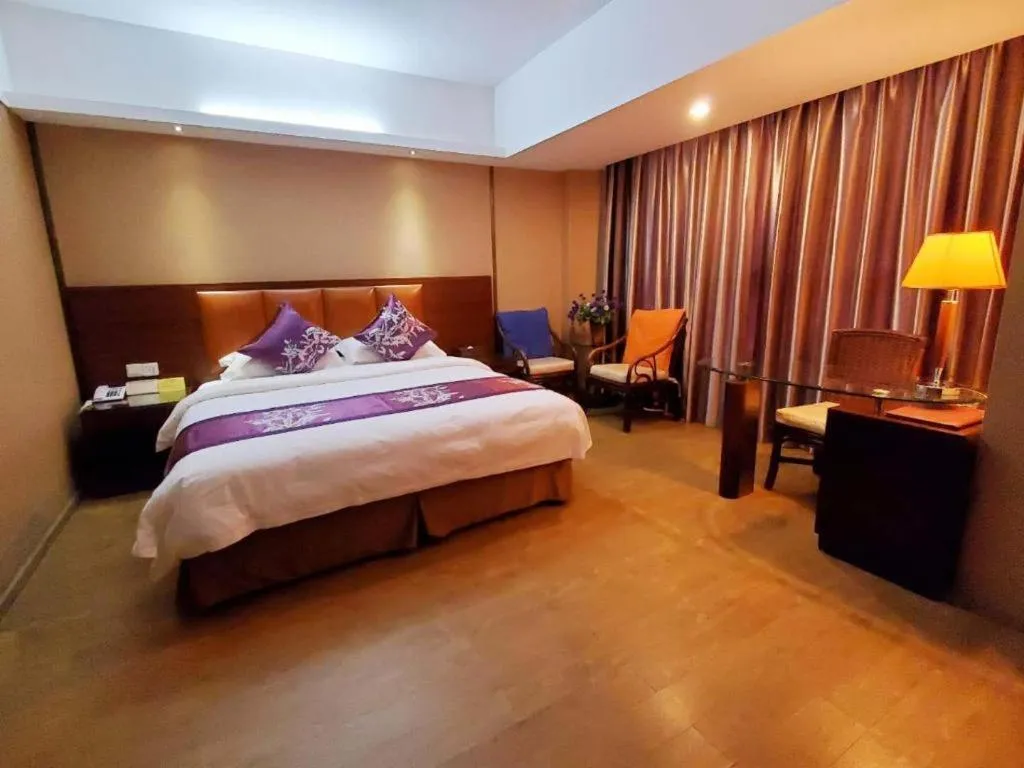Bed in Hedong Hotel