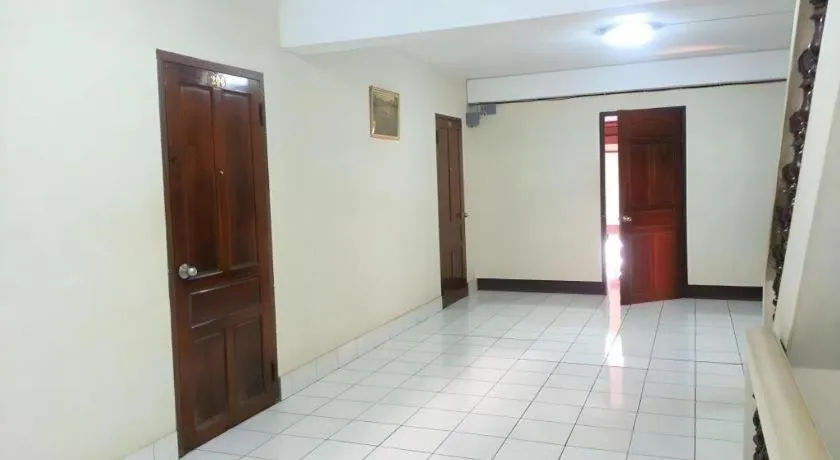 Souvanna Hotel